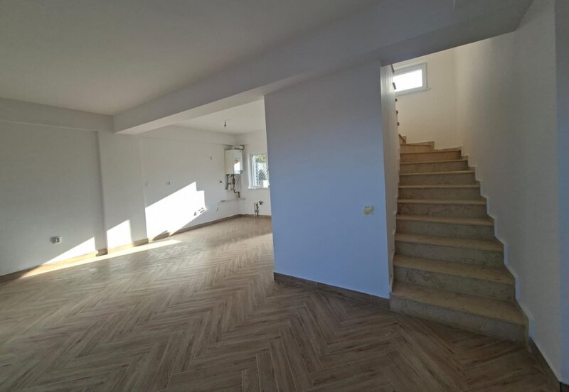 Chitila  Casa de vanzare in Chitila  confort, lumina si spatiu