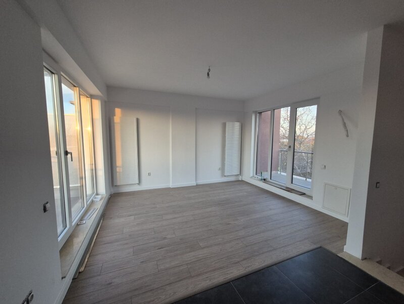Chitila  Casa de vanzare in Chitila  confort, lumina si spatiu